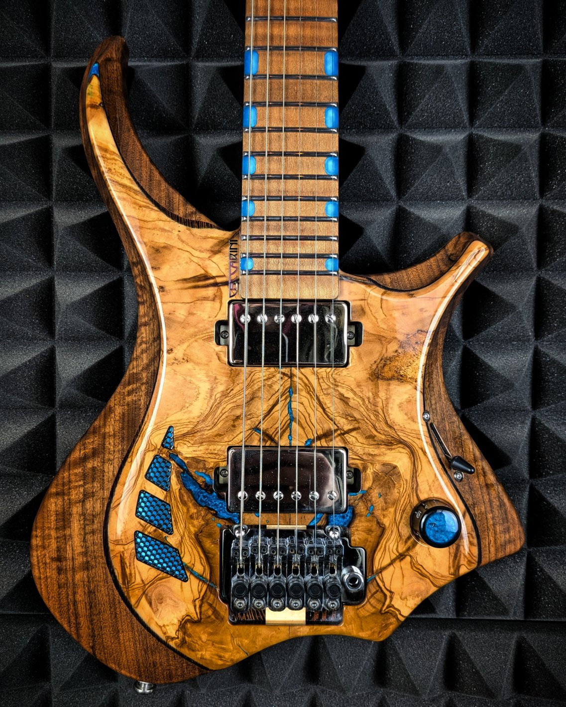 Dullahan 6s Neckthru TREM (NAMM2026) Dullahan 6s Neckthru TREM (NAMM2026)