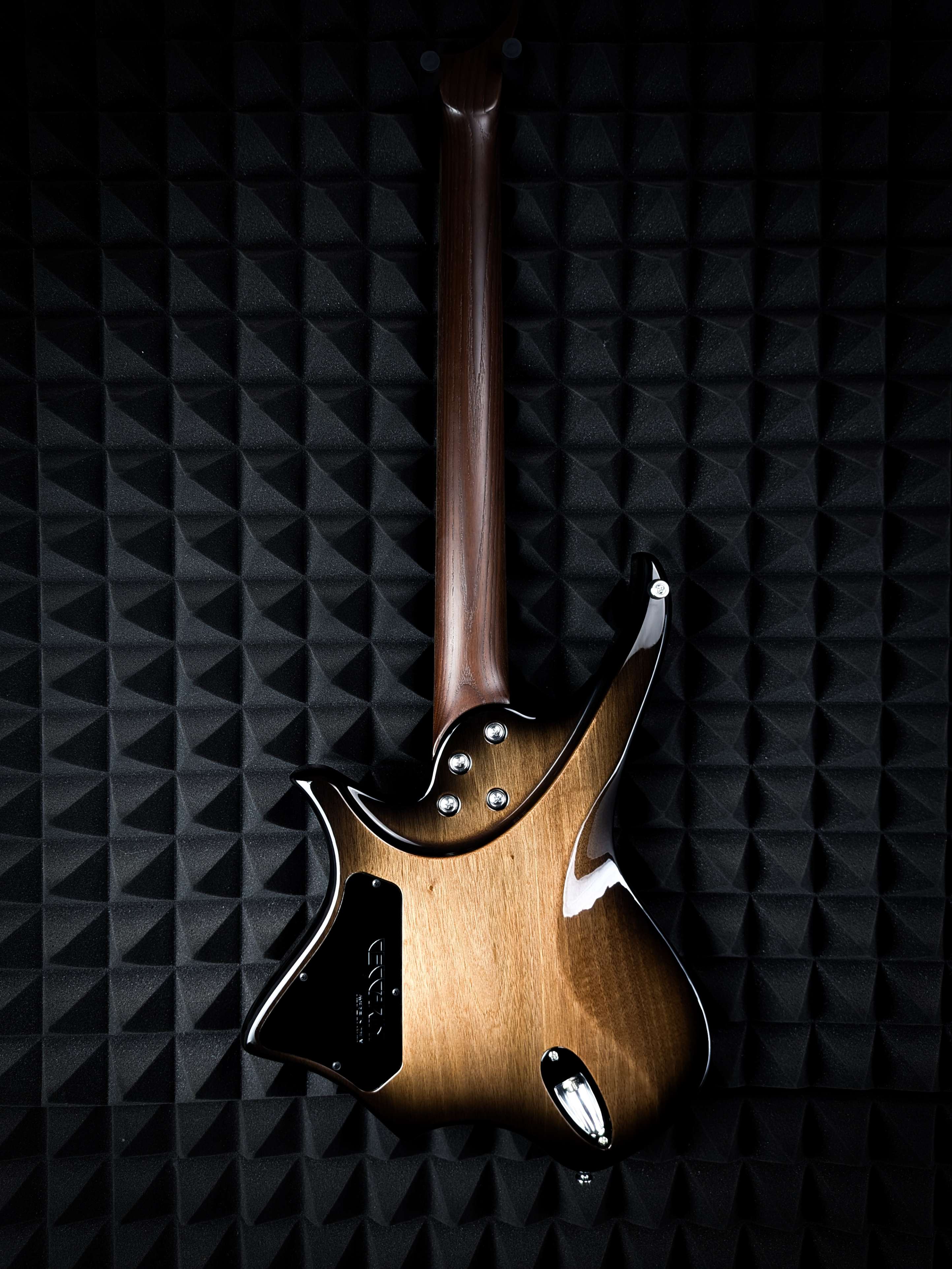 Dullahan 6s Bolt-On Olivewood Dullahan 6s Bolt-On Olivewood