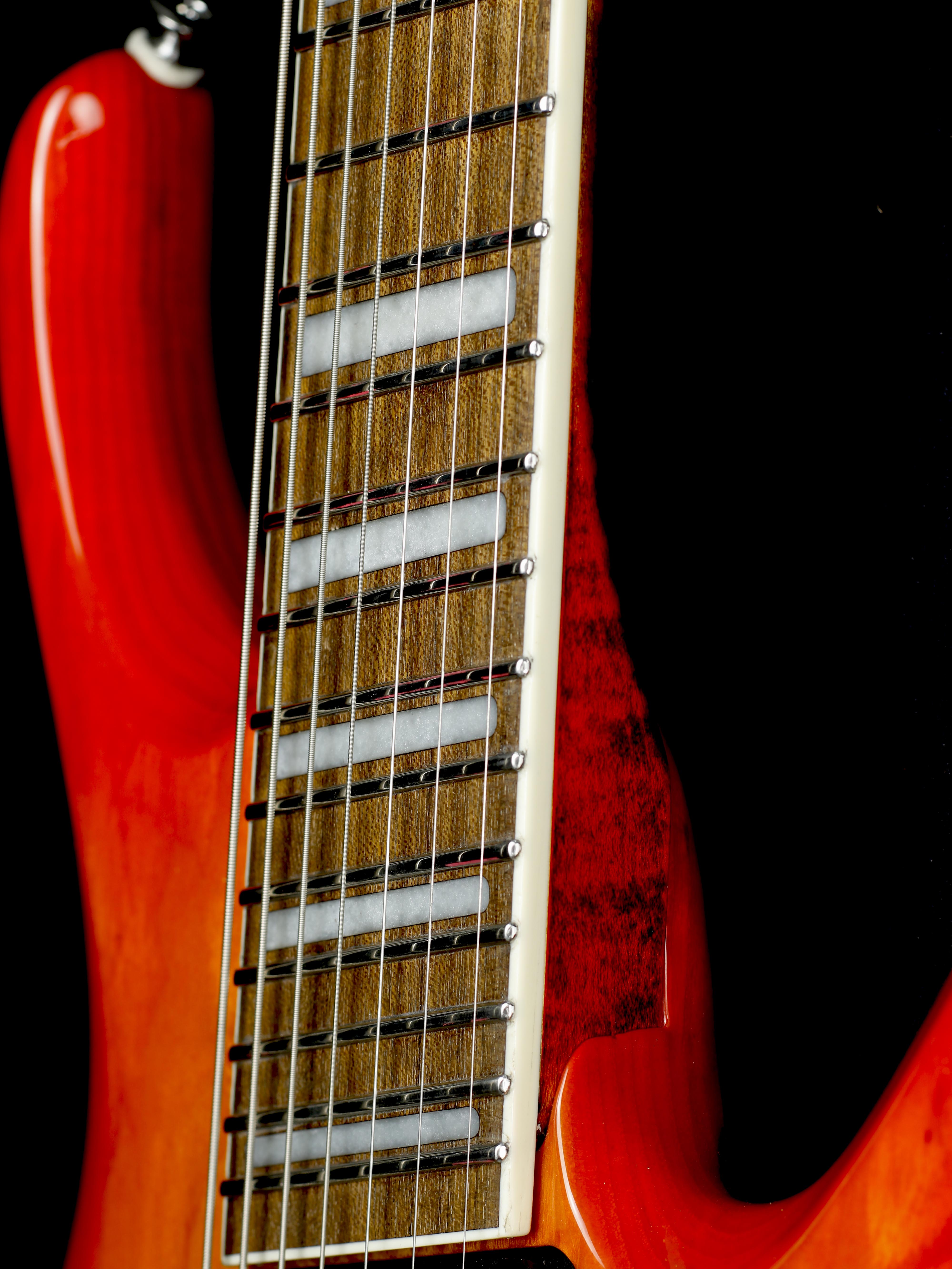 Leviathan 7S CHERRY Leviathan 7S CHERRY